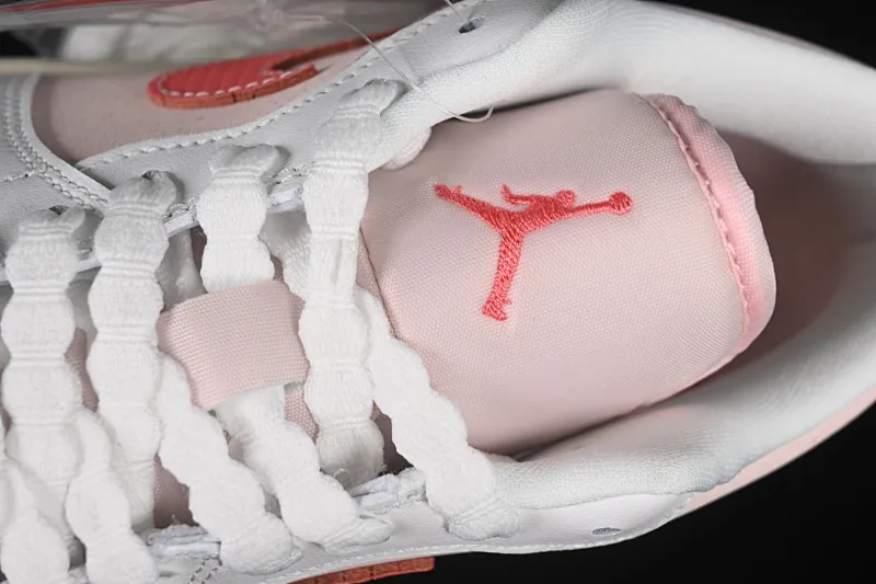 All categories Air Jordan Jordan series basketball shoes Air Jordan 1 Low Air Jordan 1 Low AJ1 Joe 1 white and pink low-top cultural and leisure sports sneakers IB8156-133